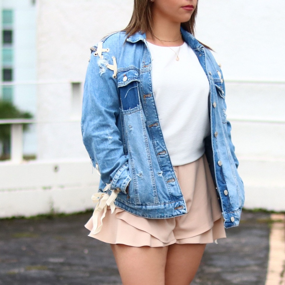 ZARA Jean Jacket Women' Distressed Oversized Ripped Denim Lace Up Blue, White S